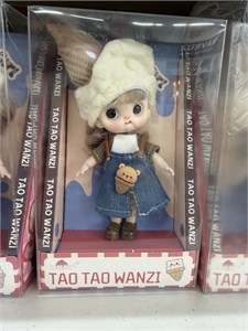 Игрушка Taotaowanzi ТаоТаоВанзи — кукла в белой шапке с ушками 6127